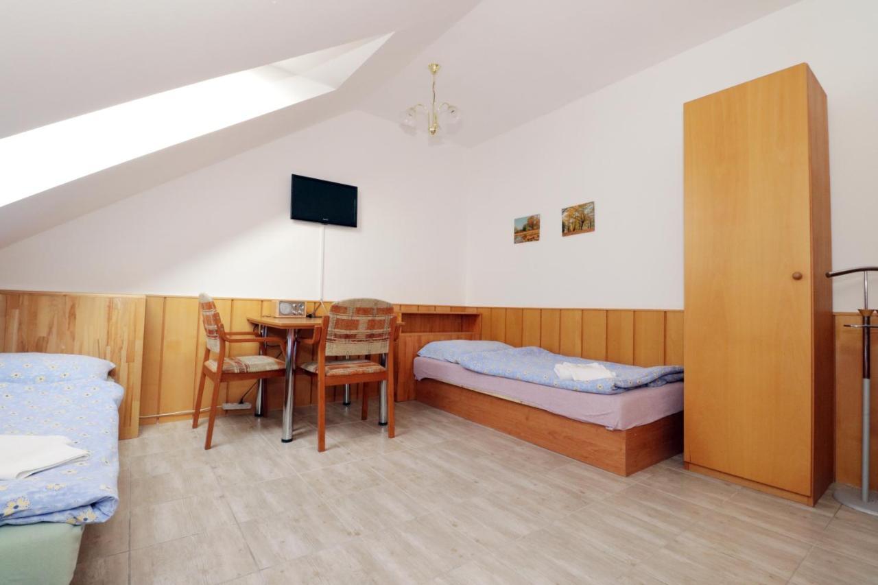 Penzion Hurka Hotel Dolni Libchavy Exterior foto