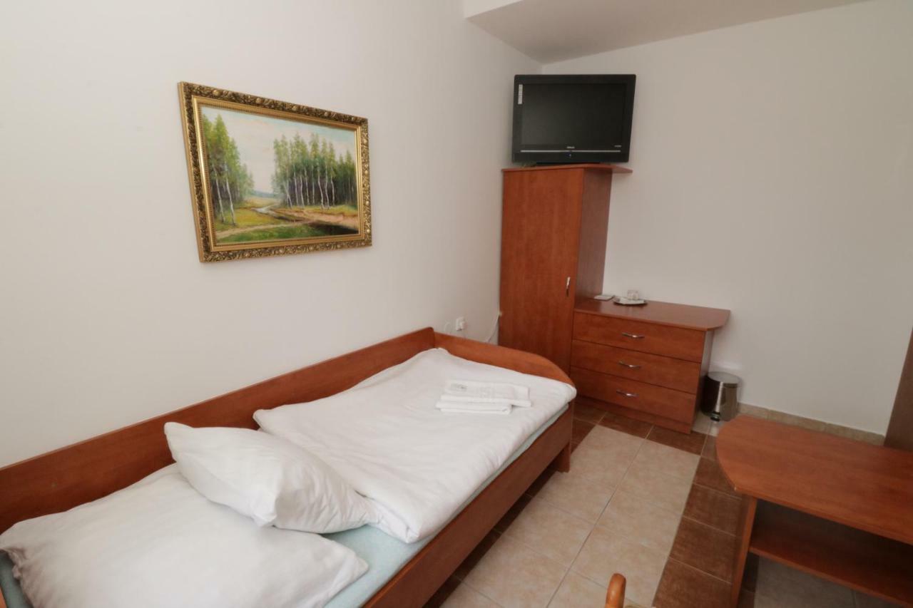 Penzion Hurka Hotel Dolni Libchavy Exterior foto